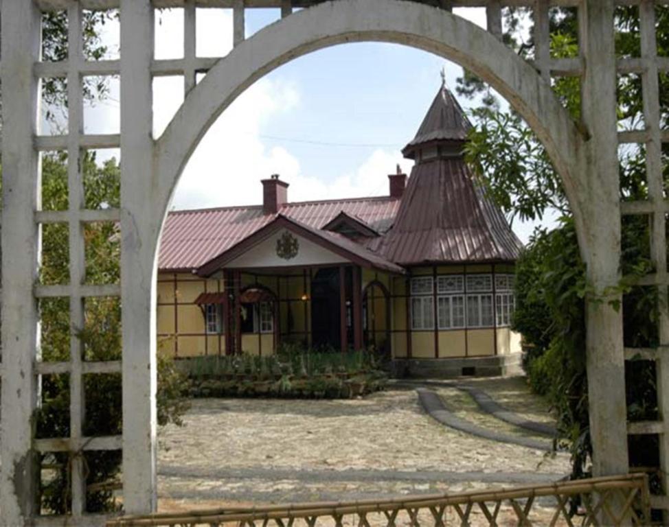 Royal Heritage Tripura Castle Shillong Exterior photo